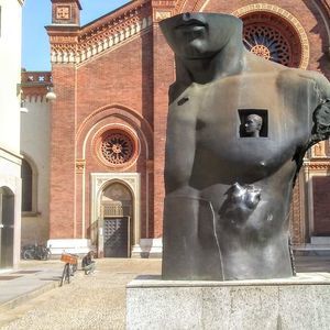 Meet your Posher, Elona